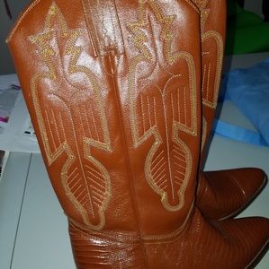 vintage cowboy boots
